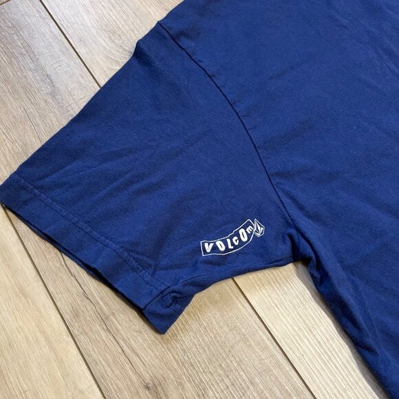 Volcom Graphic Logo T-Shirt Mens XL Blue Short Sleeve VTG Y2K Surfer Skater - Picture 4 of 7